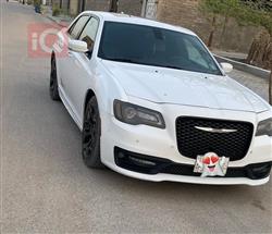 کرایسلەر 300
